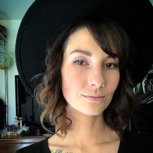 Meet your Posher, Alisa taylor